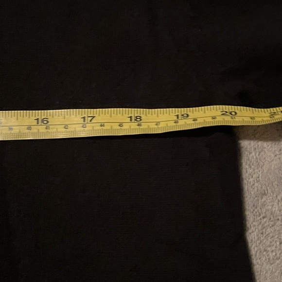 Everlane black cashmere sweater - Picture 7 of 8